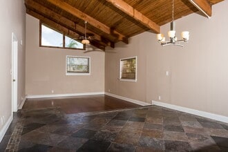6376 Amberwoods Dr in Boca Raton, FL - Building Photo - Building Photo
