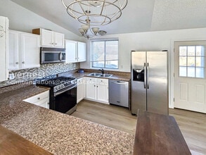 19517 E Purdue Pl in Aurora, CO - Foto de edificio - Building Photo