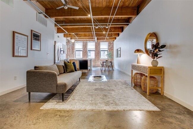509 Elm St in Dallas, TX - Building Photo - Building Photo