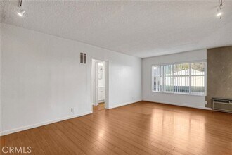 6643 De Longpre Ave in Los Angeles, CA - Building Photo - Building Photo