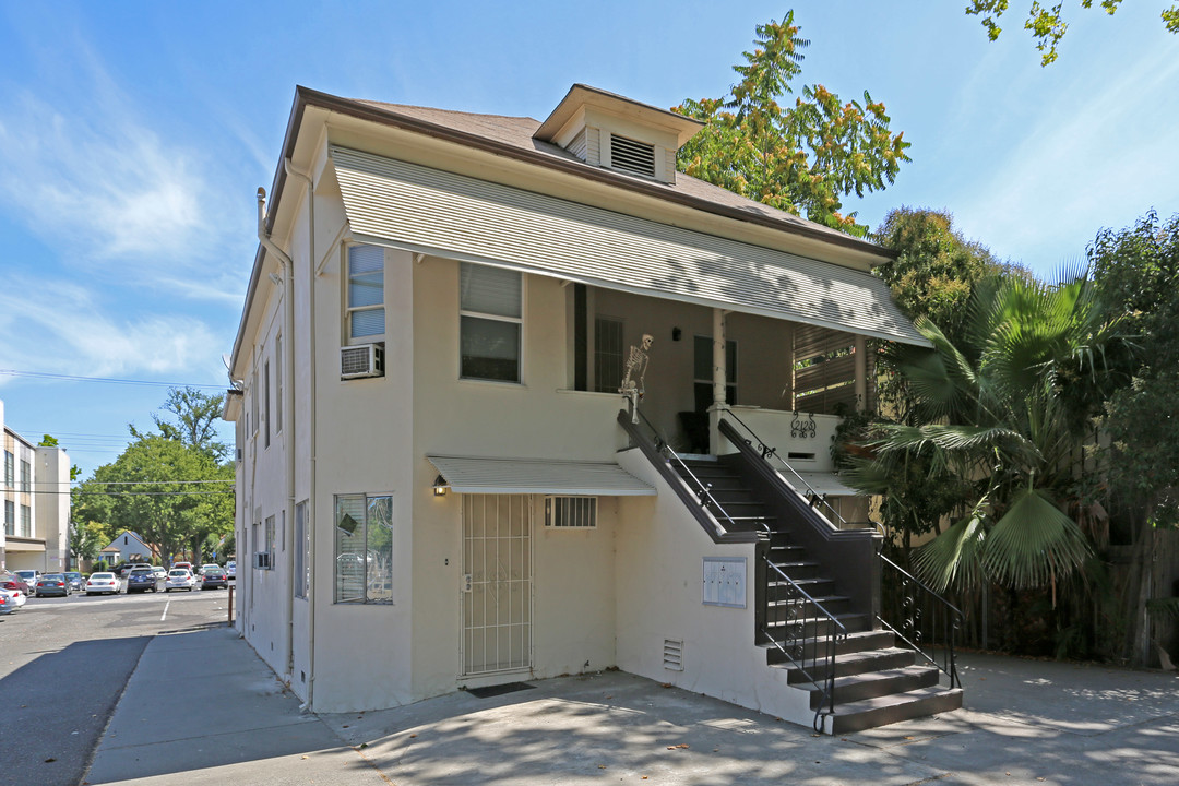 2123 P St in Sacramento, CA - Building Photo