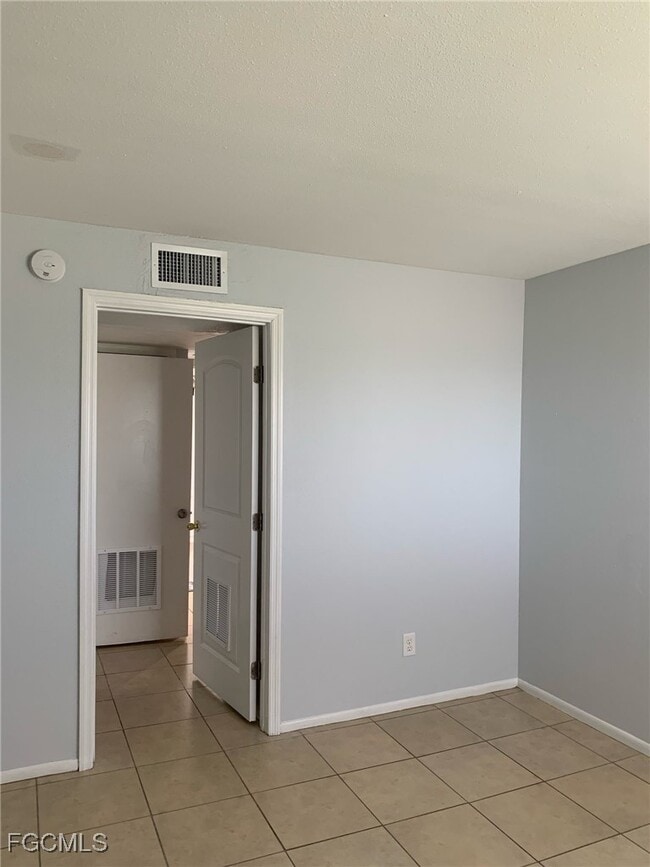 property at 2929 Winkler Ave