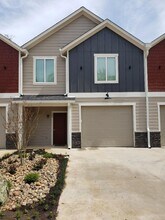 103 Corine St in Gladewater, TX - Building Photo - Building Photo