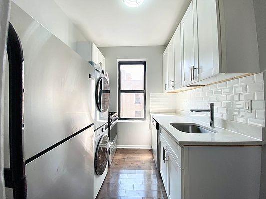 2254 5th Ave in New York, NY - Building Photo