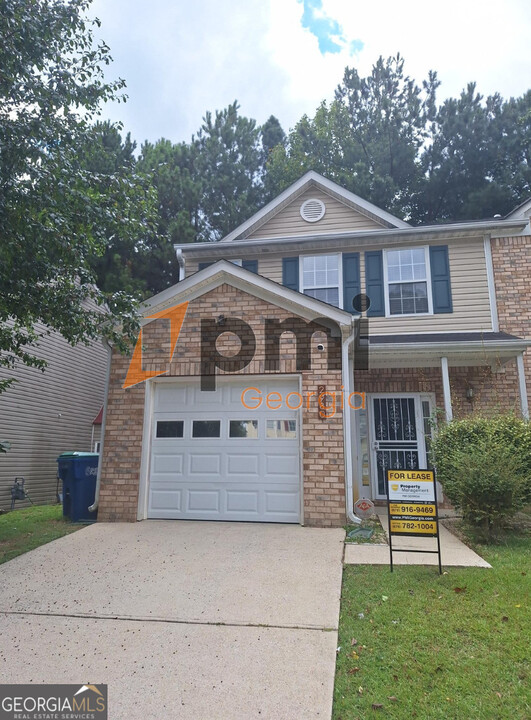 2980 Falling Water Point in College Park, GA - Foto de edificio