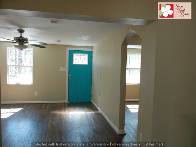 108 Jamestown Rd in Ashland, VA - Building Photo - Building Photo