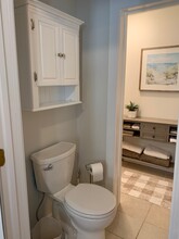 11 Bow St, Unit 1 in Beverly, MA - Foto de edificio - Building Photo