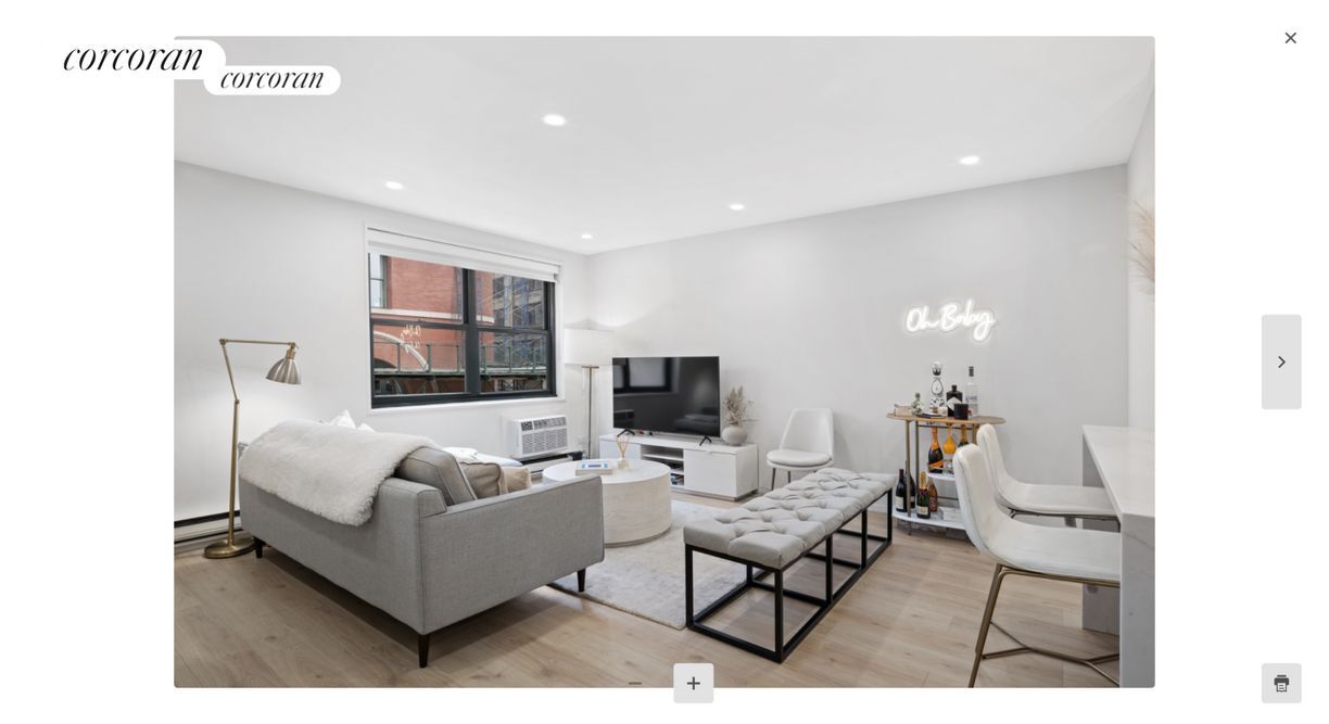 636 Washington St in New York, NY - Building Photo