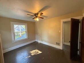 41 S Portland Ave in Youngstown, OH - Building Photo - Building Photo