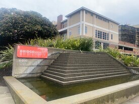 6400 Christie Ave, Unit 5123 in Emeryville, CA - Building Photo