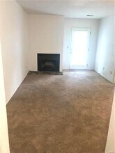 66 Peachtree Ln in Fairview Heights, IL - Building Photo - Building Photo