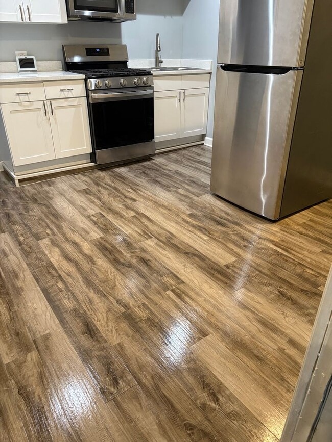 9219 S Greenwood Ave, Unit 1