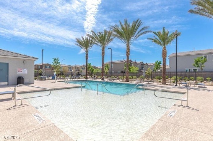 3700 Canis Minor Ln in Henderson, NV - Building Photo
