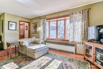 5 Stevens St in North Brunswick, NJ - Building Photo - Building Photo