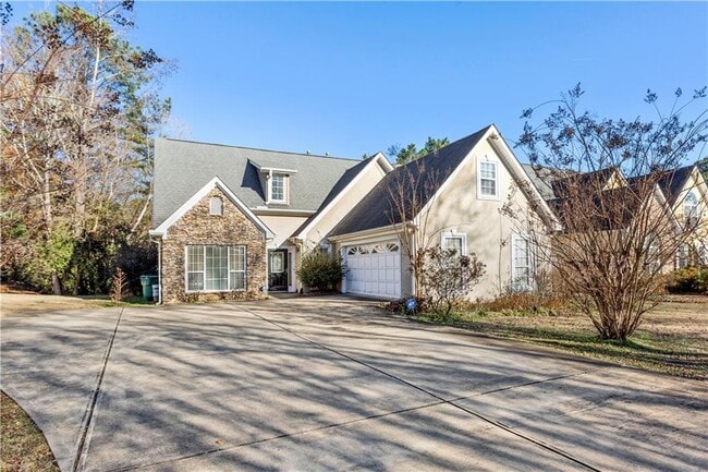 3025 Vineyard Way in Smyrna, GA - Building Photo - Building Photo