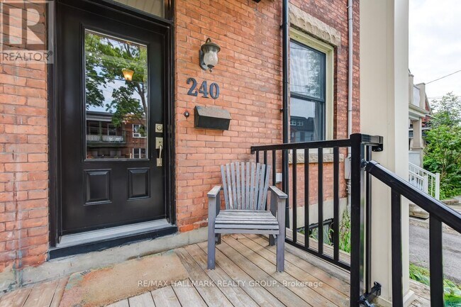 240 Fifth Ave in Ottawa, ON - Building Photo - Building Photo