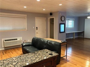 130 S Estes Dr-Unit -F-12 in Chapel Hill, NC - Building Photo - Building Photo