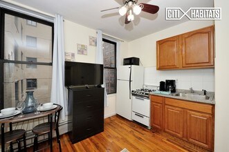 1365 1st Avenue-Unit -3C in New York, NY - Building Photo - Building Photo