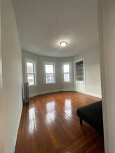 50 Lambert St, Unit 3 in Medford, MA - Building Photo - Building Photo