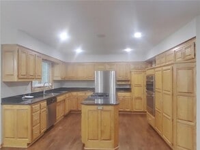 12320 43rd Ave N in Minneapolis, MN - Building Photo - Building Photo