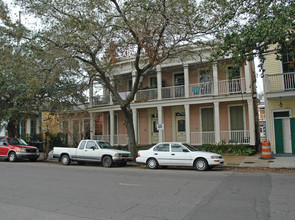 1213-1217 Carondelet St in New Orleans, LA - Building Photo - Building Photo