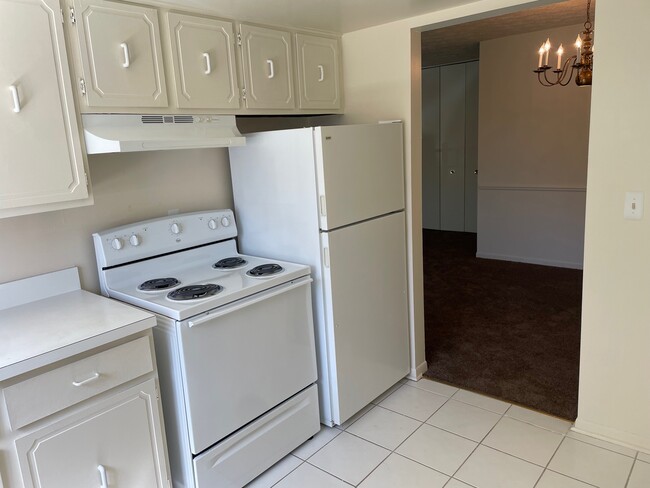 Courtview Garden Apartments