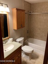 40 Snapdragon Ct in Jackson Township, NJ - Building Photo - Building Photo