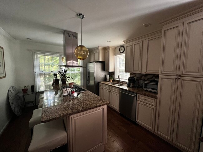 9446 Cloverdale Ct in Burke, VA - Building Photo - Building Photo