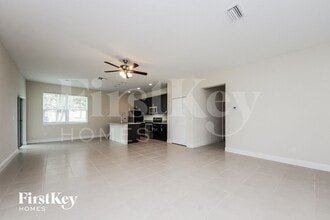 510 Magpie Ln in Poinciana, FL - Building Photo - Building Photo