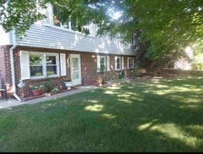 417 S Iowa St in Mitchell, SD - Building Photo - Building Photo