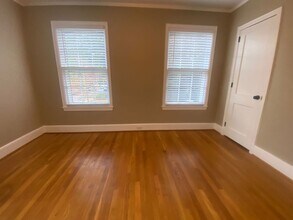210 1/2 Saluda Ave in Columbia, SC - Building Photo - Building Photo