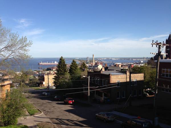 204 E 4th St, Unit 202.5 in Duluth, MN - Foto de edificio