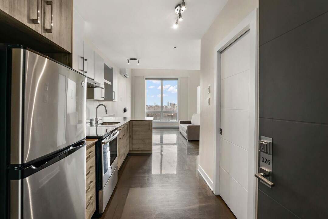 1421 Av. Argyle in Montréal, QC - Building Photo