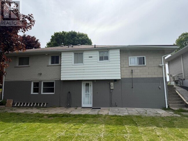 44 Lauris Ave in Cambridge, ON - Building Photo - Building Photo