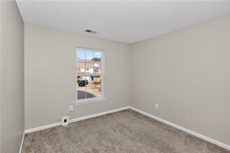 304 Fox Overlook in Woodstock, GA - Building Photo - Building Photo