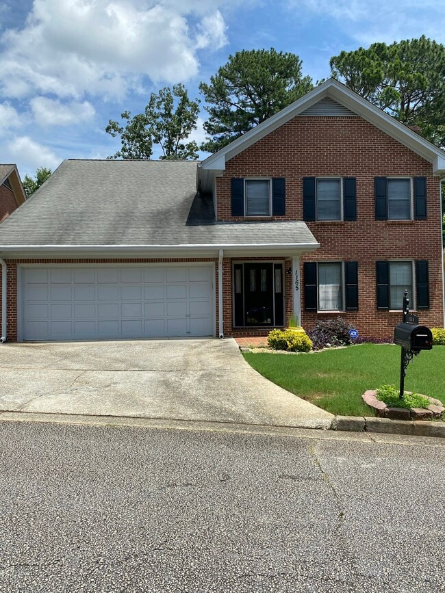 property at 1165 Vineyard Ct