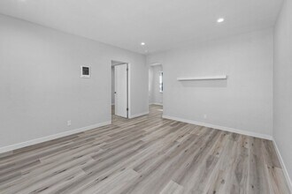 1833 University Ave in San Diego, CA - Building Photo - Building Photo