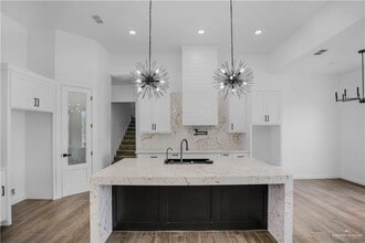 23 Davis Rd in Edinburg, TX - Building Photo - Building Photo