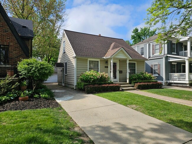 property at 1016 Bird Ave