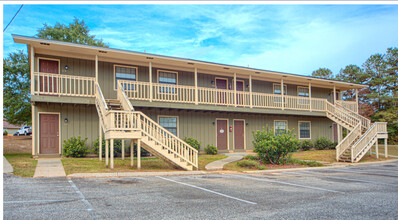 Captains Quarter Apartments in Andalusia, AL - Building Photo - Building Photo