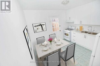 559 Dufferin St in Toronto, ON - Building Photo - Building Photo