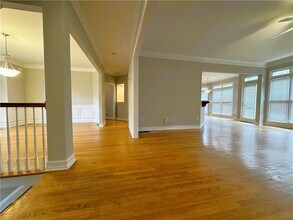 907 Lenox Ct NE in Atlanta, GA - Building Photo - Building Photo