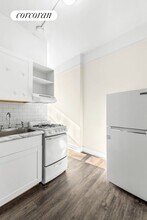 2841 Broadway in New York, NY - Building Photo - Building Photo