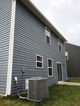 1144 Aspen Ter in Greeneville, TN - Building Photo - Building Photo