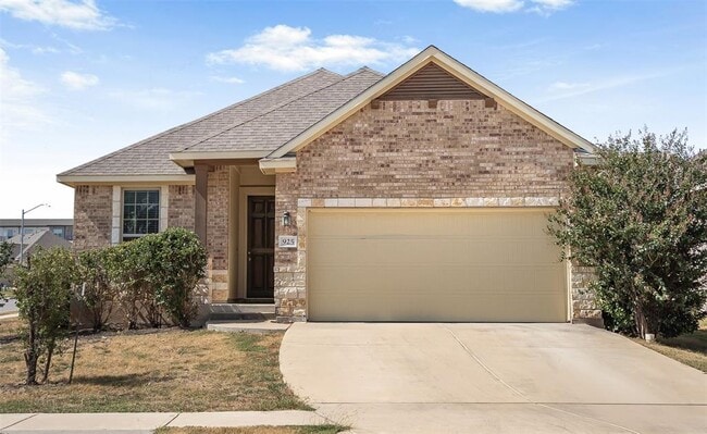 property at 925 Centerra Hills Cir