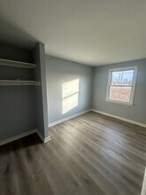 50-60-60 Crane Pl in Tonawanda, NY - Building Photo - Building Photo