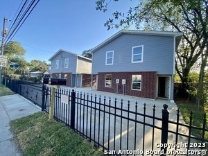 1632 S Hamilton Ave in San Antonio, TX - Building Photo - Building Photo