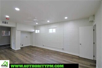 1907 Grace Ave in Redding, CA - Building Photo - Building Photo