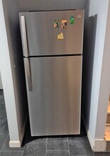 24 Lawn St, Unit 1 in Boston, MA - Foto de edificio - Building Photo