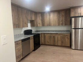 1262 N 1000 W in Clinton, UT - Building Photo